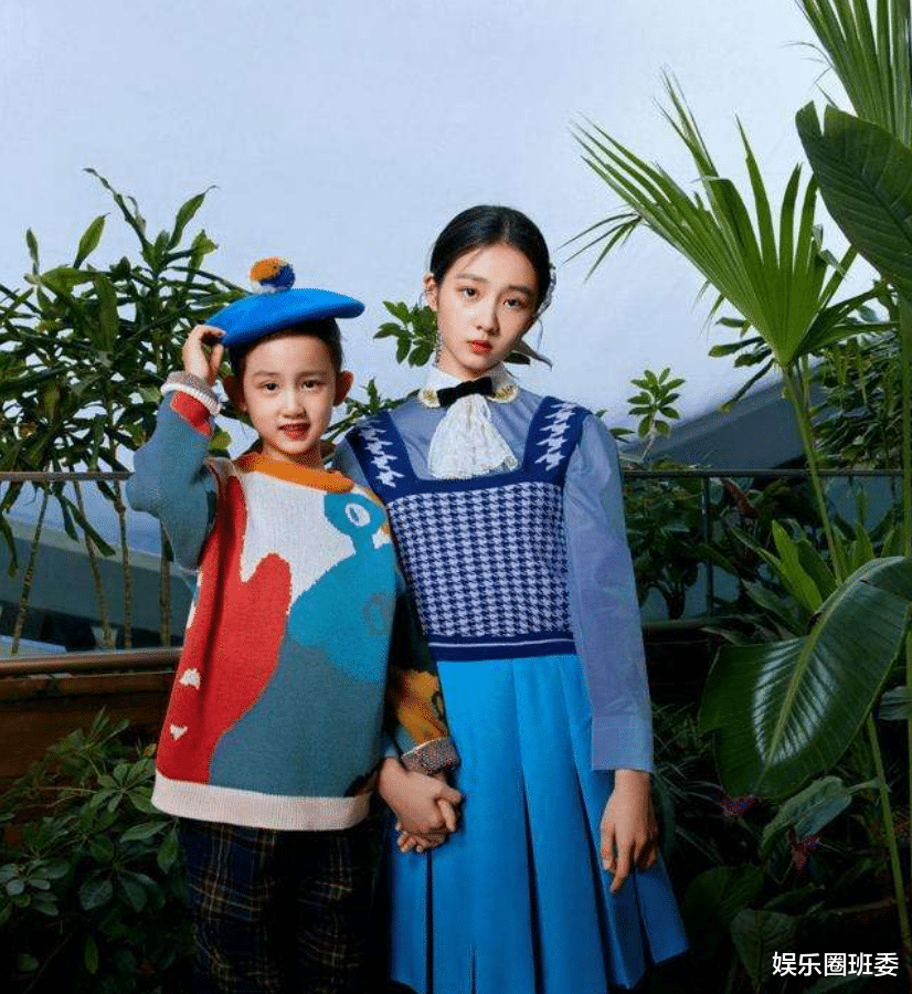 黄忆慈|孙莉晒二女儿近照，8岁多妹穿姐姐旧鞋好简朴，黄多多被传丑闻后销声匿迹