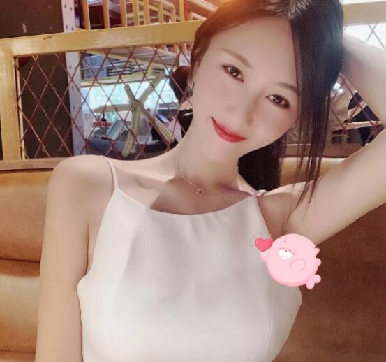 女主播|斗鱼女主播将效仿日本女星拍片 预告在公交车上为大家奉献才艺