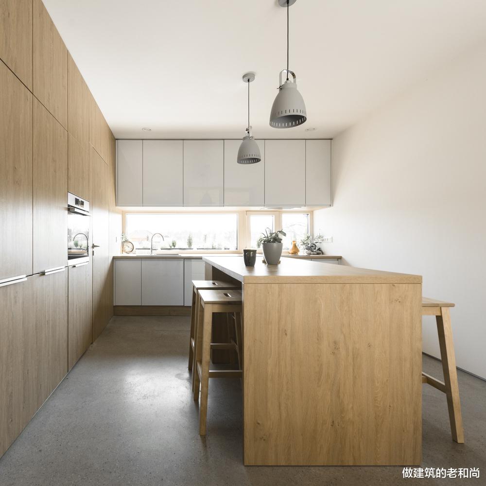 低成本又耐用的家庭住宅:单层体量内的空间利用高效