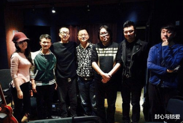 周深|从小山村的留守儿童到一线男歌手，周深是如何一路逆袭的？