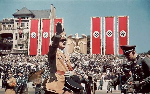 魏洪玉说育儿|历史上,希特勒在最后关头为什么不选择逃走?