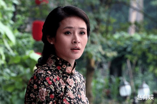 于明加|于明加：出道10年0绯闻，28岁嫁圈外老公，如今39岁活成人生赢家