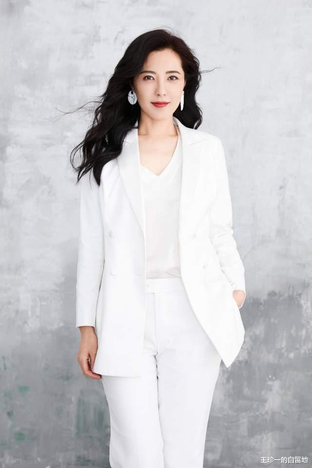 许晴|至今未婚的10位内地大龄女星，各有各的苦衷，最大的52岁，最小的37岁