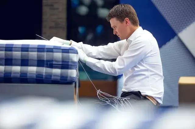 铭家匠遇|匠人与匠心 | 他们一辈子只做一件事