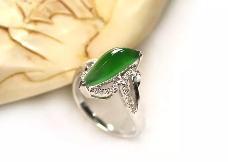 翡翠|翡翠首饰佩戴前到底要不要消磁