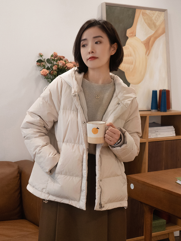 何有强 冬天的羽绒服千万别乱买，照着这个标准选，有格调又有品味