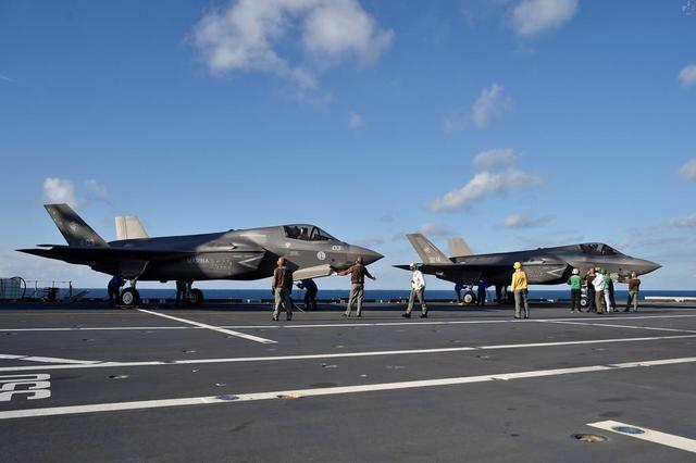熄灯号|意大利海空军F-35B战斗机同时登上航母