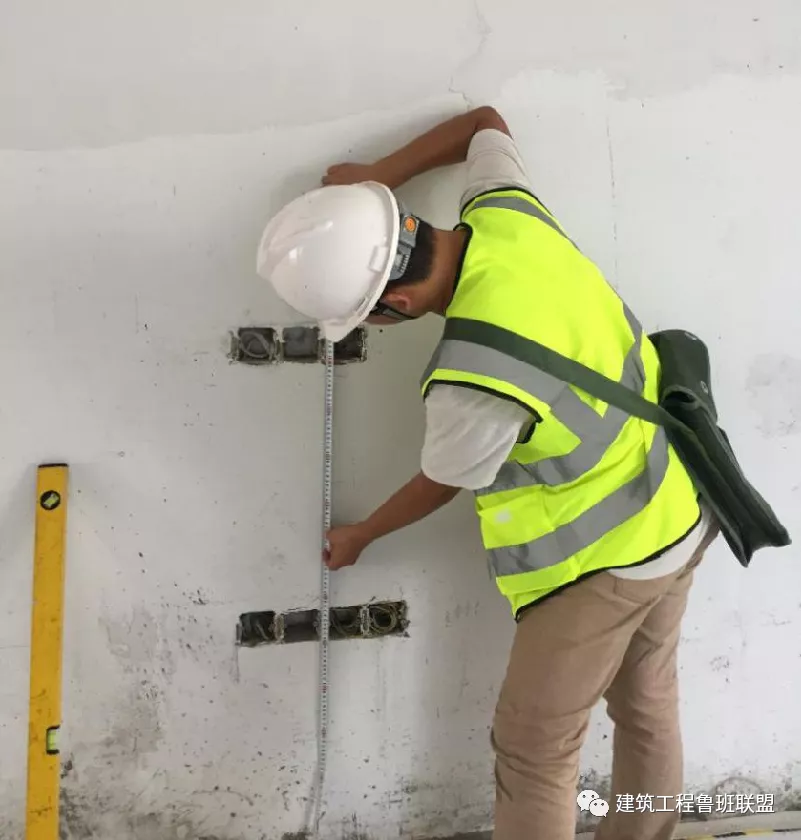 |铝模工艺下剪力墙免抹灰，机电线盒如何精准预埋？