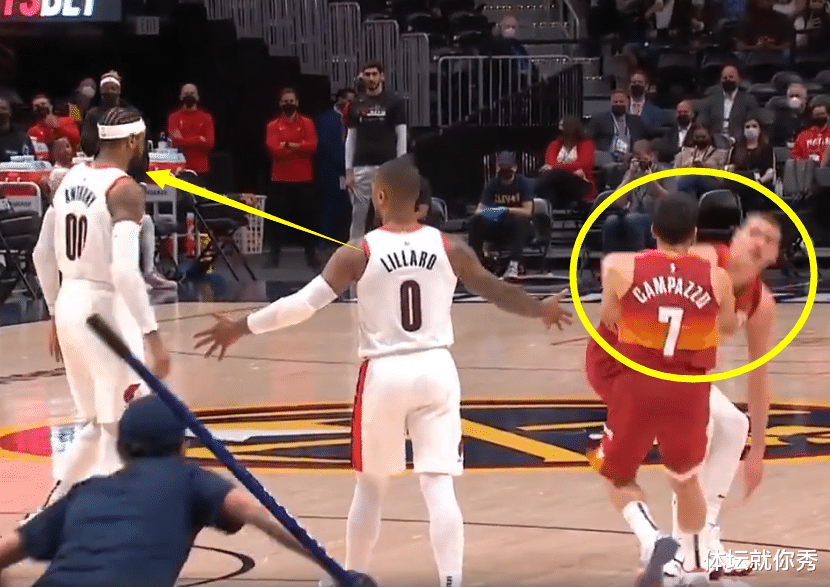 约基奇|火药味十足！安东尼怒推约基奇，10000名球迷狂嘘，谁注意利拉德