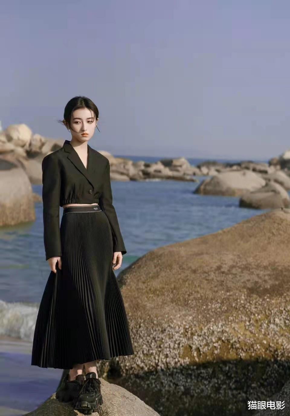 刘敏涛|金鸡奖大片出炉！刘浩存白天鹅造型太仙了，双面张子枫好酷飒