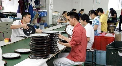 小歪歪说 工厂出现怪现象，老板想不通：明明涨了工资，为何还是招不到人？