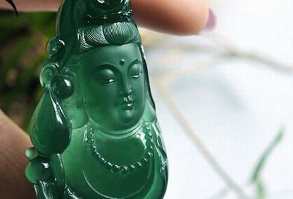翡翠|观音主题翡翠,原来有这么多的区分,你知道自己该佩戴哪一种吗?