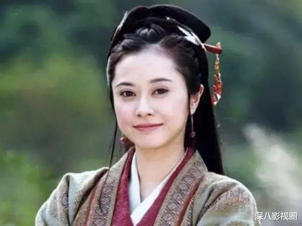 何美钿|熊孩子脸演啥大美人？教科书级古装甜妹还得看她