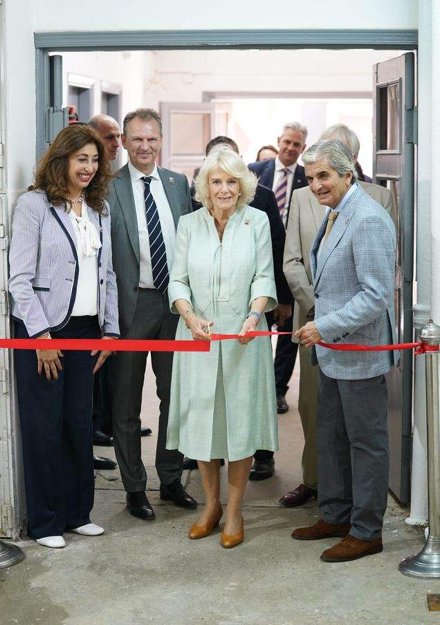 英国|卡米拉又获新任命！心里倍儿美，高调穿皮草亮相