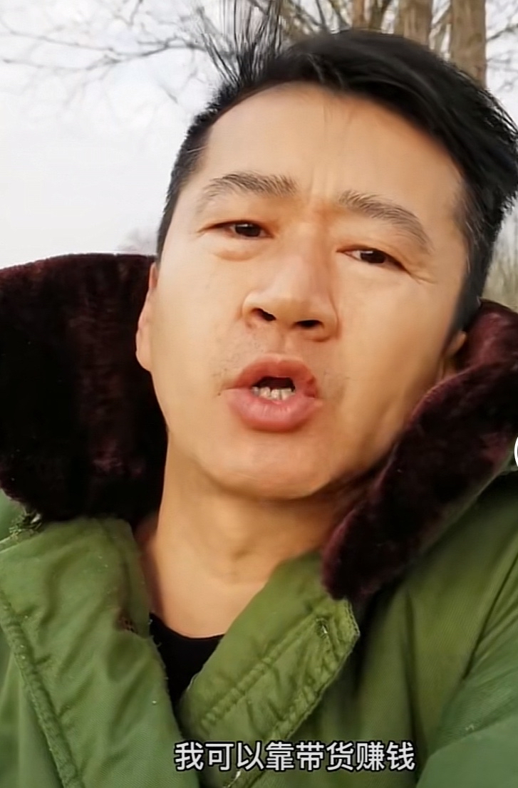 李嘉明|38岁“小演员”李嘉明首谈离京返村发展：做演员收入低，母亲是最后的牵挂