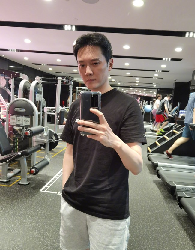 赵丽颖|赵丽颖离婚早有征兆！往日采访被扒信息量巨大，对婚姻恐早已死心