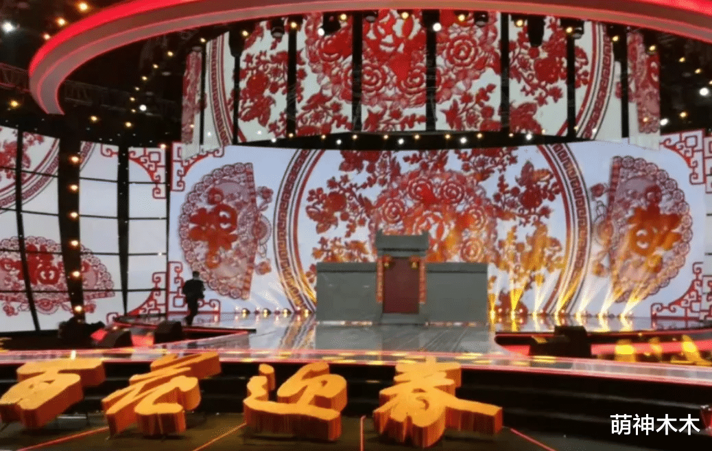 明星|超20位明星现身录制文联春晚，流量和当红小花齐聚，路透照片曝光