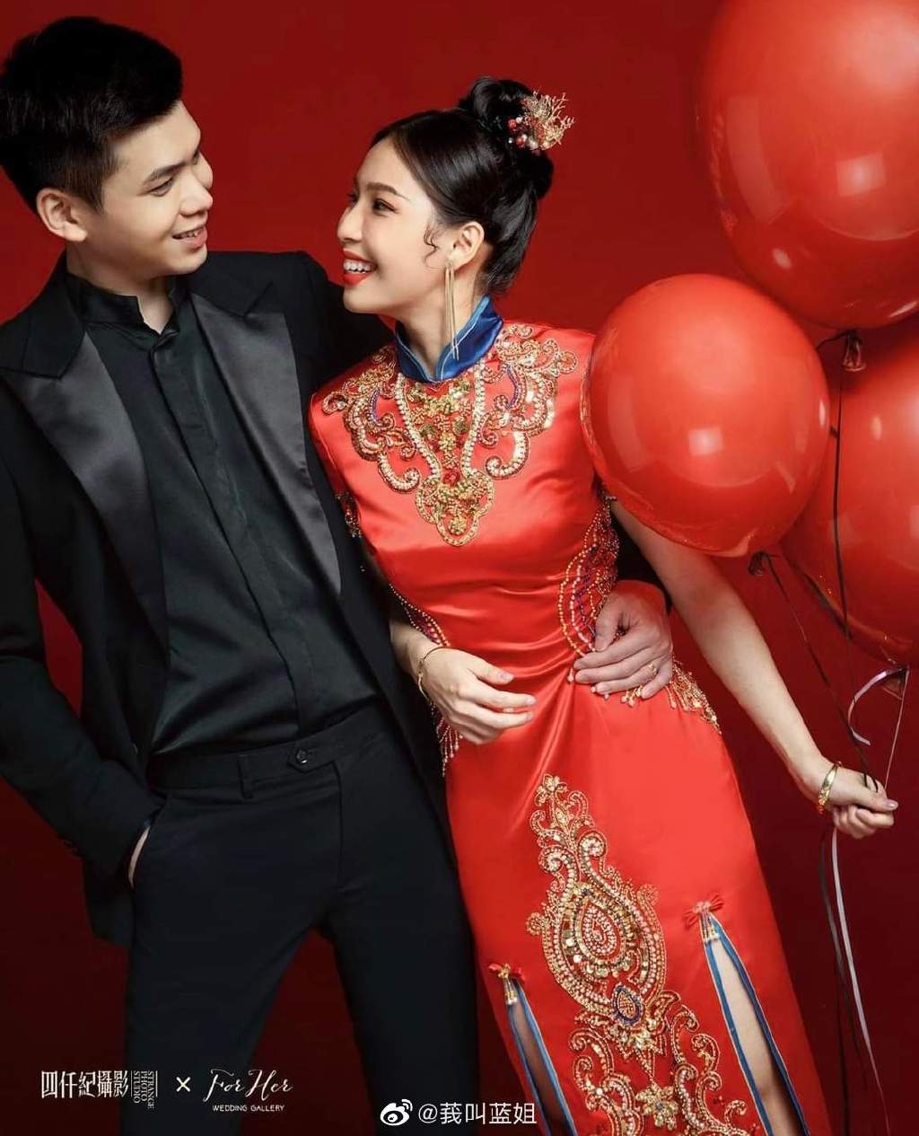 |郎才女貌幸福美满！又一羽毛球名将晒婚纱照，27岁事业爱情双丰收