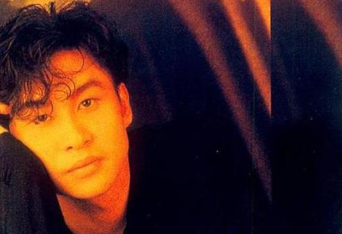 明星|“瘦金体”比鲸落体还火，备受明星们欢迎，字迹瘦劲挺拔彰显个性