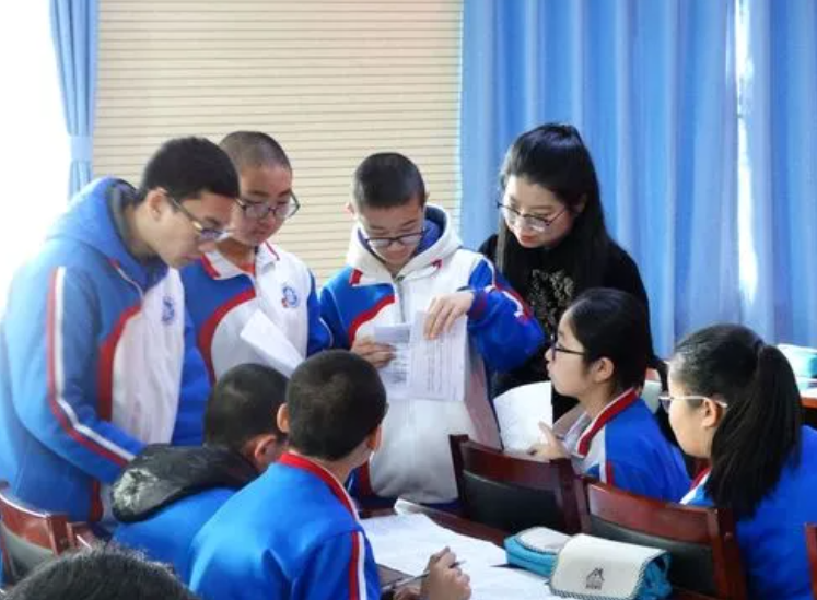 私立学校|双减已实行一个学期，公立和私立学校差距明显，问题逐渐浮出水面