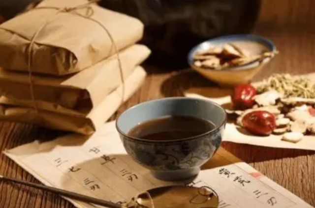 中药|医生：这4种中药不建议长期服用，经常服用中药的人要清楚！