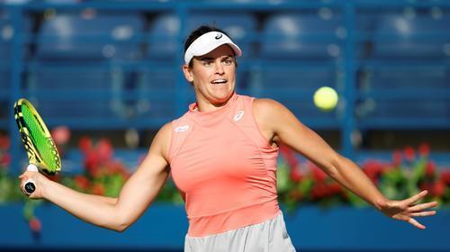 大阪直美|澳网女单半决赛H2H,小威落后大坂直美,黑马之战穆霍娃领先