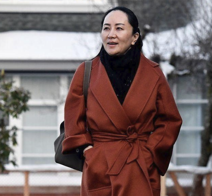 孟晚舟|孟晚舟回国后变朴素！游张家界穿粉毛衣少女心十足，笑容不断超甜