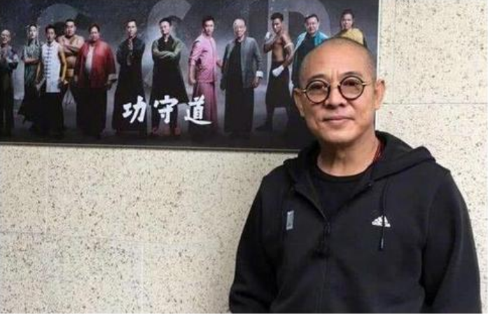 李连杰|李连杰背景有多强？鲁豫问他爷爷是谁，李连杰：我敢说，你敢播吗