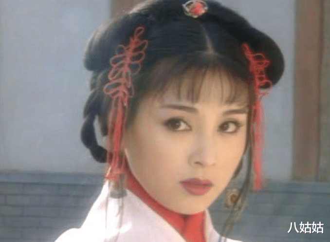 宋丹丹|英达抛弃宋丹丹，英宁抛弃赵明明，英家的两位前儿媳，如今怎样了