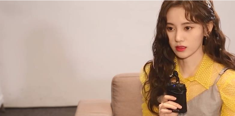 关晓彤|明星“起床照”啥样？看到关晓彤和鞠婧祎，对比差距太明显