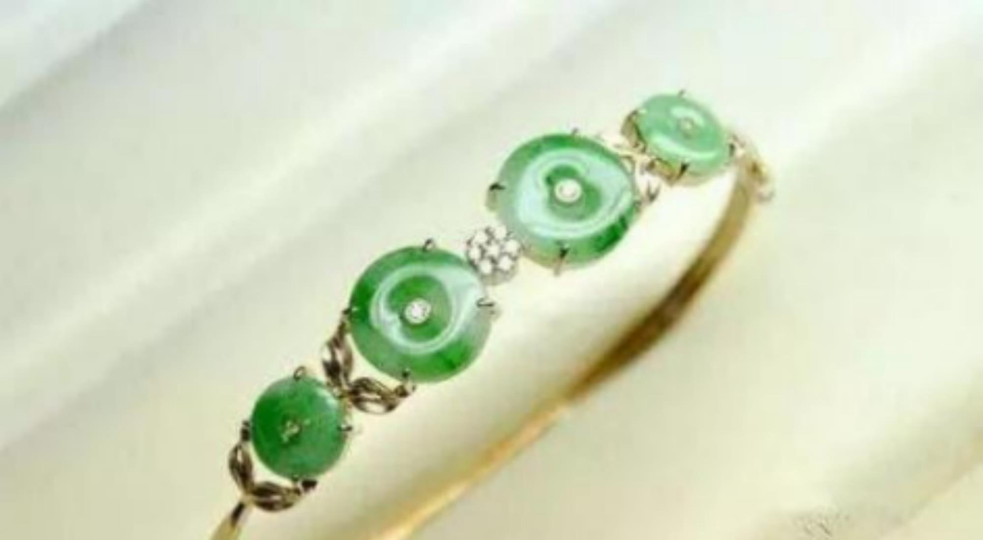 翡翠|翡翠镶嵌款式大盘点，不懂的人快进来学习一下吧！