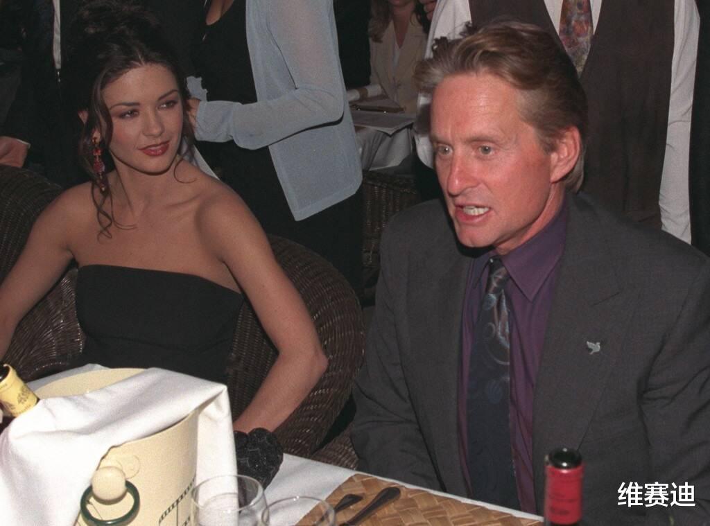 凯瑟琳|凯瑟琳:跟比自己大25岁的老渣男恋爱结婚,是什么感觉?