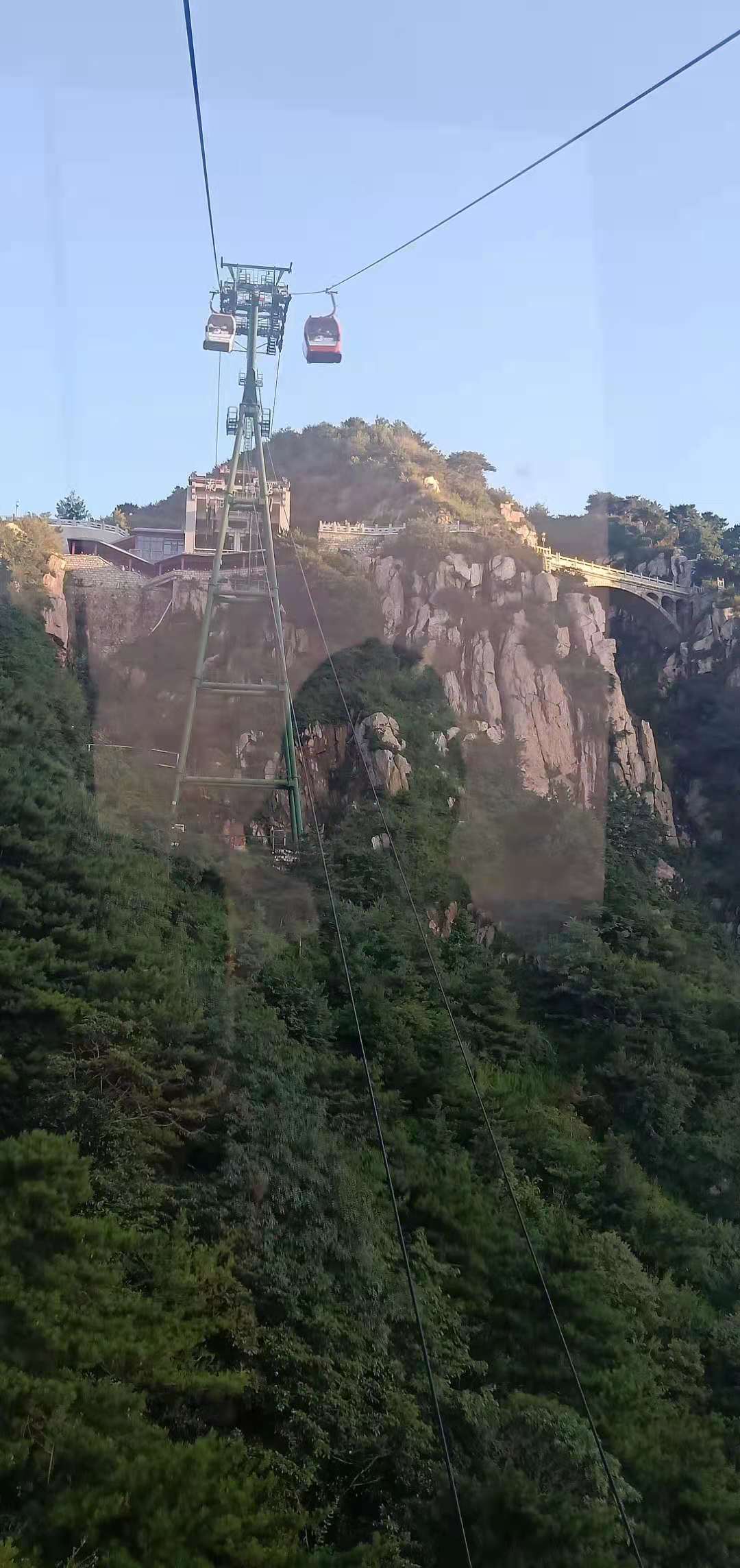 露营|夜爬泰山，总有欣喜，为看日出，风景如画