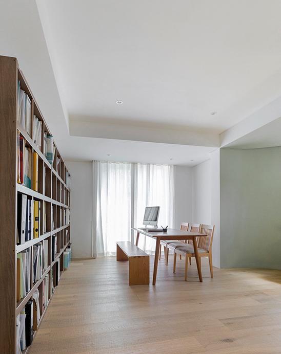 搬回乡下365㎡别墅，这是世外桃源吧！百平大院可投篮，可养花休闲