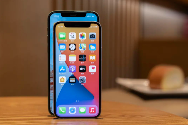 钉钉|用了4年iPhoneX，换上华为P50 Pro，憋了一肚子话不吐不快