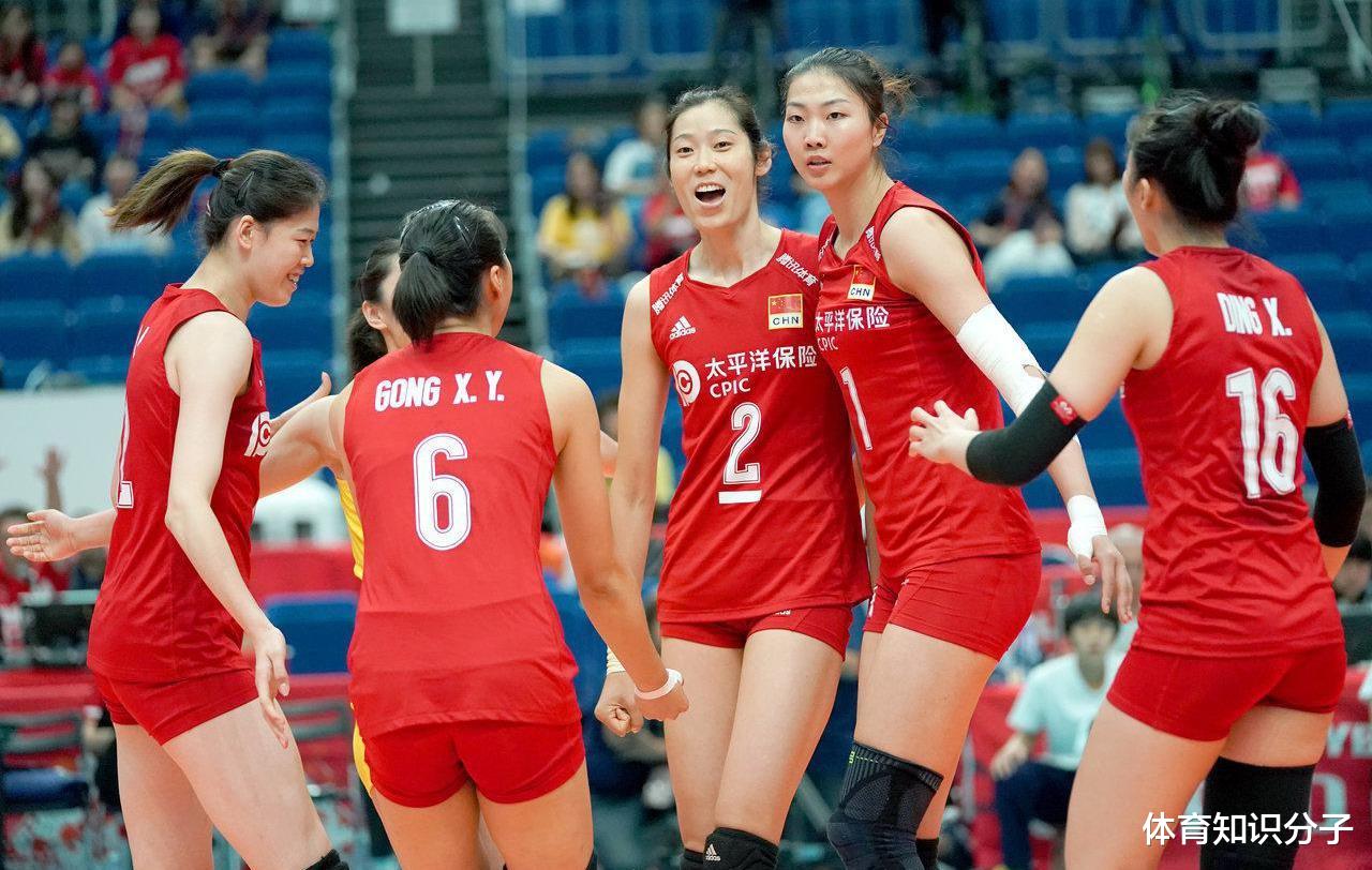 女排联赛|高额奖金诱人！女排锻炼队伍和挣钱两不误，看看这奖金数额就懂了