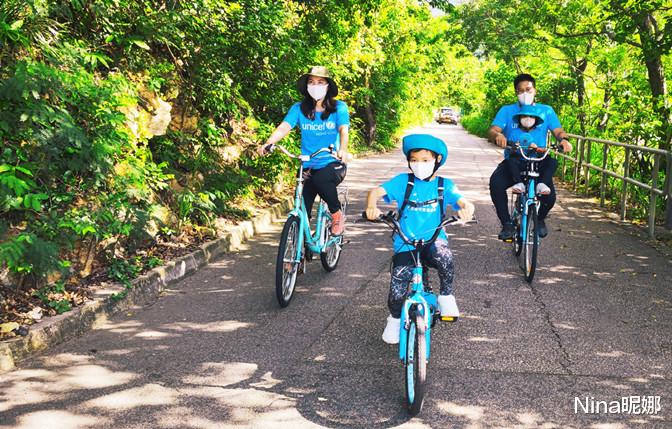 Nina昵娜|东京最美裁判团不白叫！郭晶晶穿衬衫打领带自拍婚戒抢镜，同框不输师妹