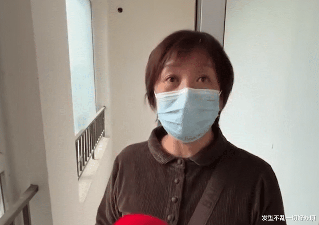 购房置业|约定好130万买房送大露台，住进去却给看不给用，开发商：砸墙吧