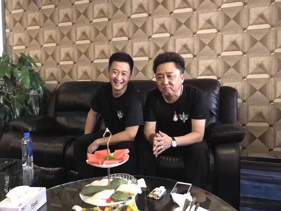 吴京|吴京筹资1.5亿筹拍《战狼2》，因为资金紧张，打电话给于谦，谁知于谦直接拒绝
