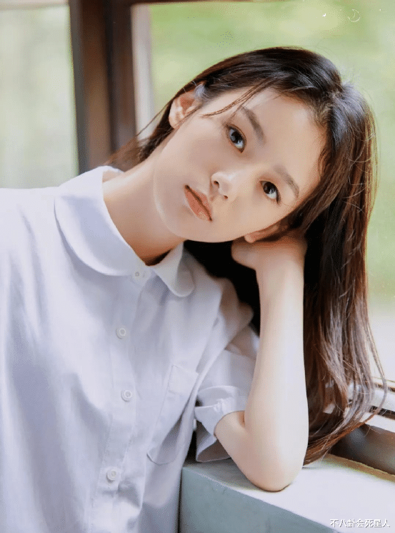 90后|川渝盛产美女，这8位90后小花，才是真正的明眸皓齿、秀色可餐