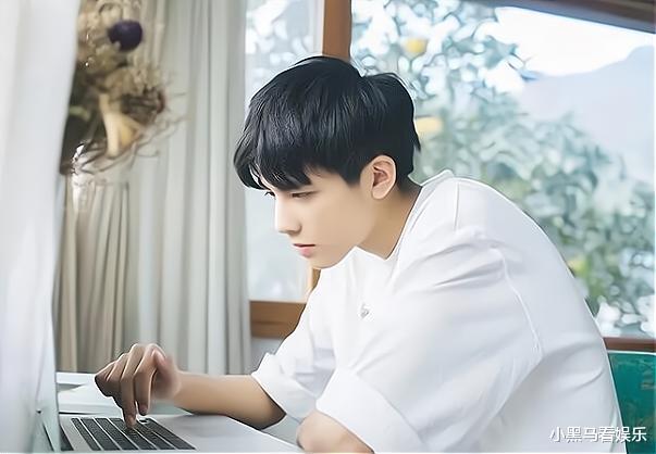 钻戒|小小一颗钻戒让众多爱豆塌房，以后艺人的身份信息也要成为绝密