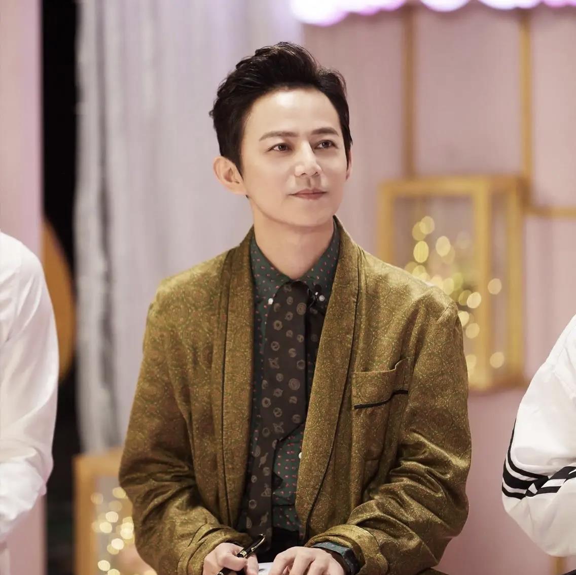 快乐大本营|《快乐大本营》真的没了，《你好星期六》上线了！