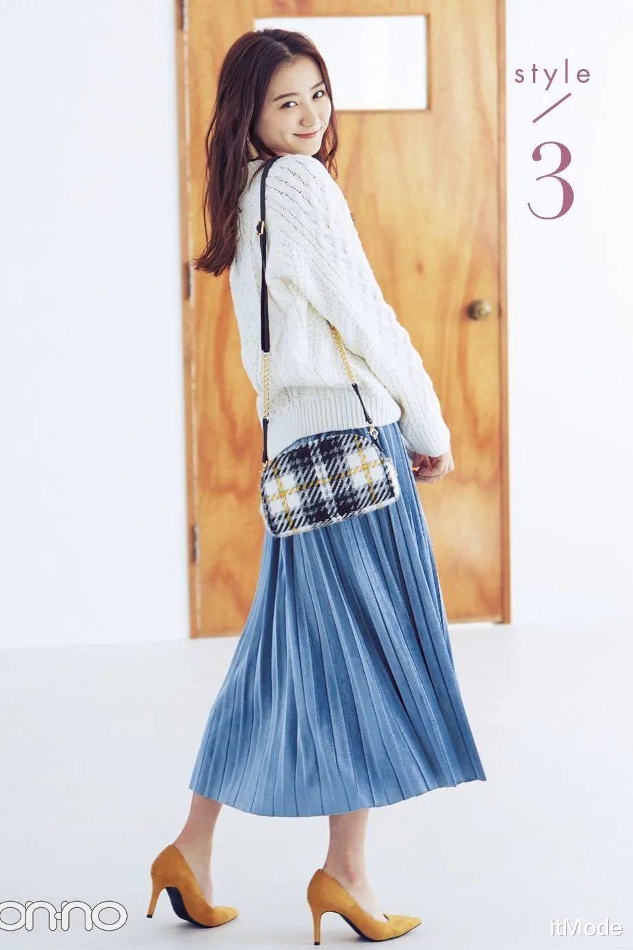 itMode 大毛衣+半裙，才是2021秋冬最气质时髦的打开方式！