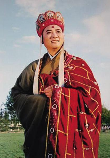 吴亦凡|68岁迟重瑞罕露面，80岁富豪妻子气势足，结婚31年称呼仍似上下级