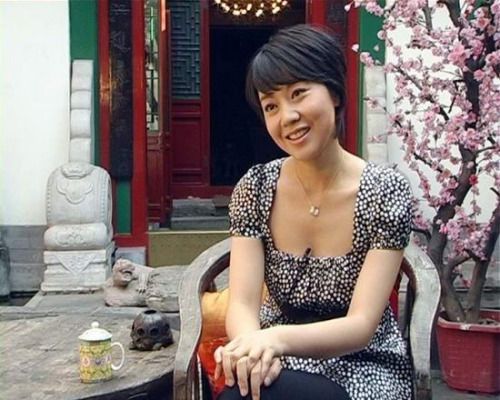 豆瓣|闫妮辛苦拍戏养家却被老公离婚！情绪低落还得拍武林外传喜剧片