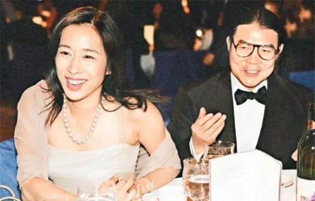 赌王|赌王长女沦为家族牺牲品，目睹母亲被弃弟弟惨死，疯癫后郁郁离世