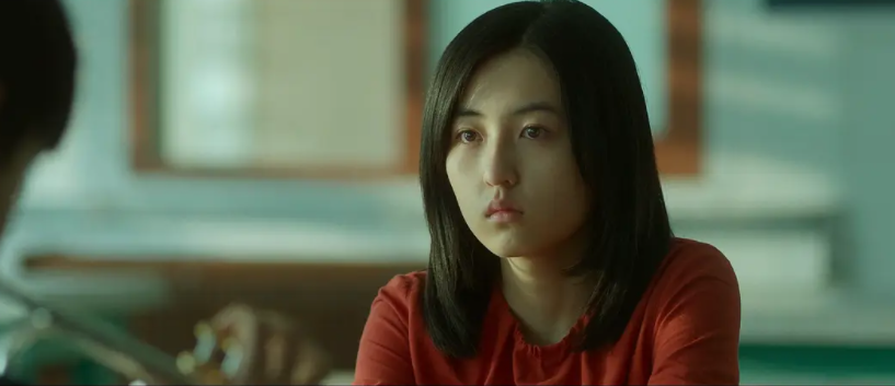 张子枫|上映1天夺日票房冠军，张子枫一出手，就是暑假档电影的巅峰？