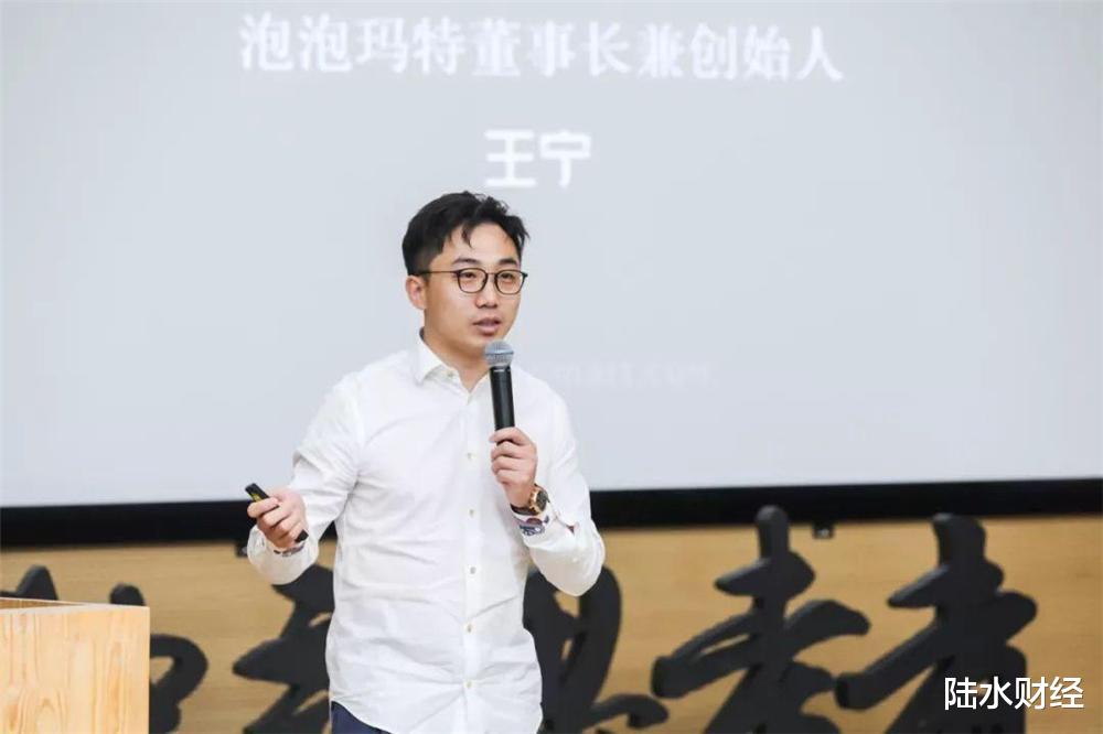 河南 河南最年轻富豪：靠暴利生意年入16亿，毛利率70%，是房地产2倍