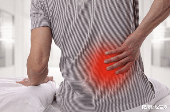 尿酸|42岁大叔高尿酸，原因竟是早晨常喝“1水”！医生提醒：尽量远离