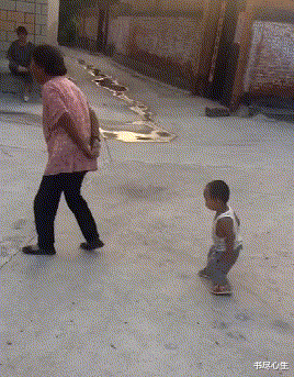 书尽心生|神回复:玩游戏遇到这种情况,你脑子里头一个念头是什么?